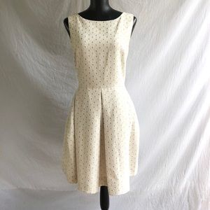 JUST...TAYLOR SIZE 8 FIT FLARE SLEEVELESS DRESS